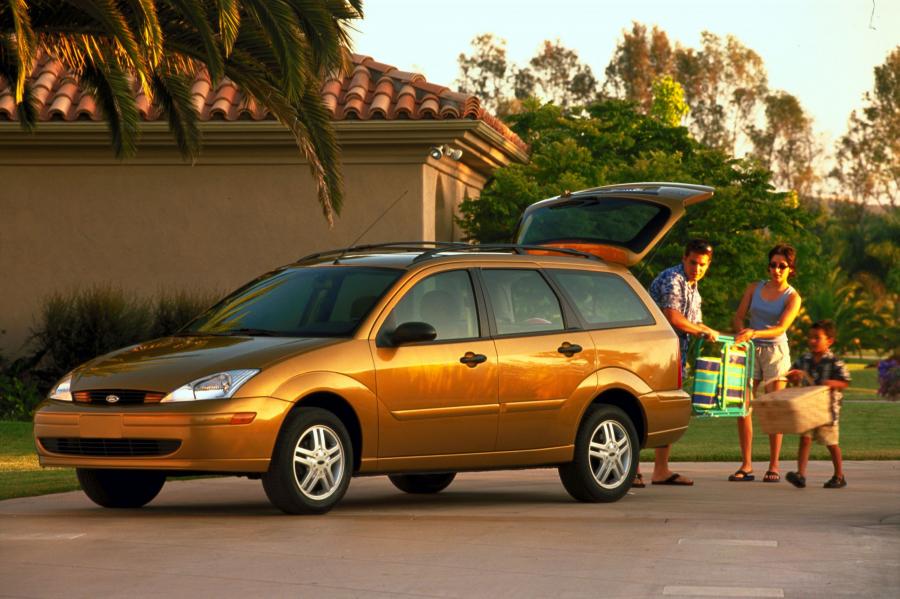  Ford Focus Wagon 1999 года  (фото 46 из 75)